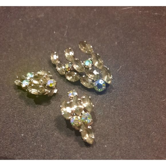 Vintage Clip On Earring Brooch Set Made in Germany Sparkling Rhinestones - Picture 5 of 10
